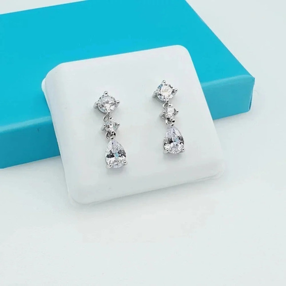 "925 Sterling Silver CZ Beautiful Earrings for Women, 1USPAR4251 - Picture 2 of 10